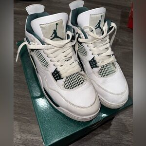 Jordan 4 retro Oxidized Green.